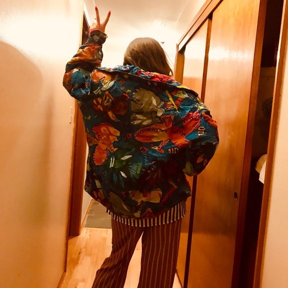 Coat with lots of colors and sequins - Picture 2 of 3